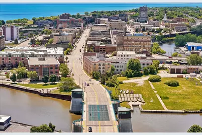 134  Main St, Racine, WI 53403 - Photo 4
