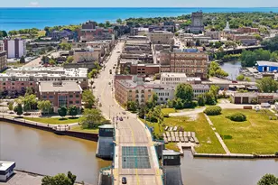 134 Main St, Racine, WI 53403 - Photo 4