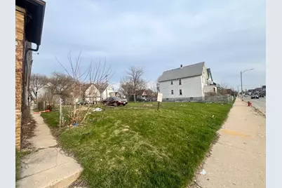 2750 N 35th St #2750A, Milwaukee, WI 53210 - Photo 4