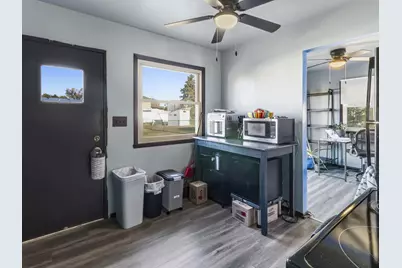 4436 S 90th St, Greenfield, WI 53228 - Photo 12