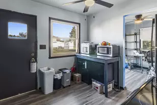 4436 S 90th St, Greenfield, WI 53228 - Photo 12