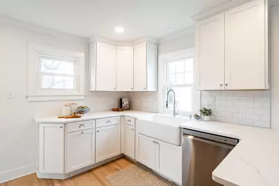 5039 N Woodruff Ave, Whitefish Bay, WI 53217 - Photo 16