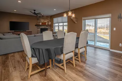 2014  Savannah Dr, Grafton, WI 53024 - Photo 14