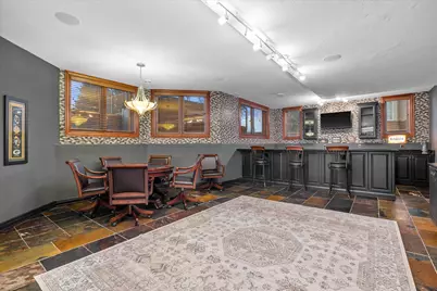 915 N Evergreen Cir, Hartland, WI 53029 - Photo 38