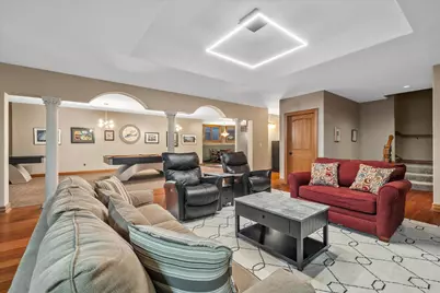 915 N Evergreen Cir, Hartland, WI 53029 - Photo 30