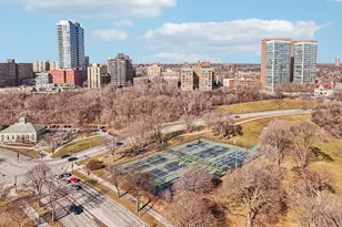 1983 N Summit Ave, Milwaukee, WI 53202 - Photo 28