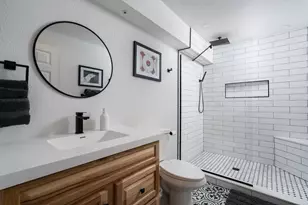 13737 N Lake Shore Dr, Mequon, WI 53097 - Photo 32