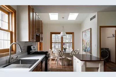 13737 N Lake Shore Dr, Mequon, WI 53097 - Photo 10