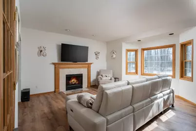 13737 N Lake Shore Dr, Mequon, WI 53097 - Photo 6