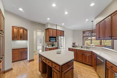 19930  Keswick Ct, Brookfield, WI 53045 - Photo 14