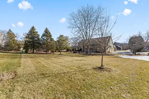 19930 Keswick Ct, Brookfield, WI 53045 - Photo 64