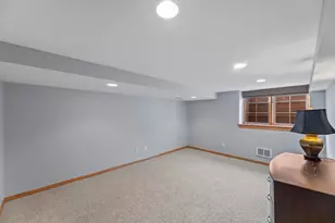 19930 Keswick Ct, Brookfield, WI 53045 - Photo 52