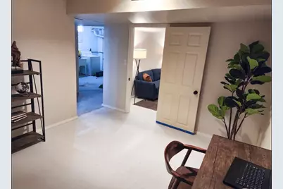 4235 W Fairmount Ave, Milwaukee, WI 53209 - Photo 16