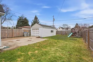 3429 S 2nd St, Milwaukee, WI 53207 - Photo 30