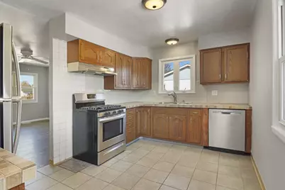 8415  14th Ave, Kenosha, WI 53143 - Photo 6