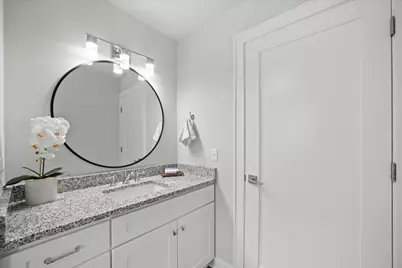 344 E Clarence St, Milwaukee, WI 53207 - Photo 22