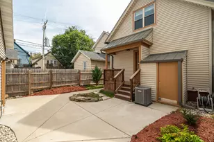 344 E Clarence St, Milwaukee, WI 53207 - Photo 42