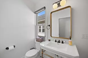 344 E Clarence St, Milwaukee, WI 53207 - Photo 14