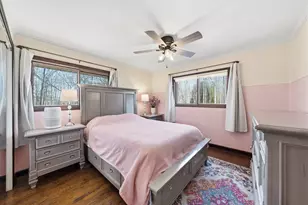 332 Glenview Ln, Grafton, WI 53024 - Photo 16