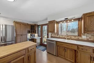 332 Glenview Ln, Grafton, WI 53024 - Photo 12