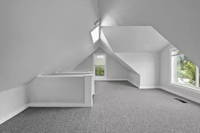 N55W34691  Lake Dr, Oconomowoc, WI 53066 - Photo 10