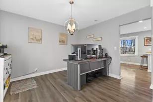 712 W Shady Ln, Mequon, WI 53097 - Photo 36