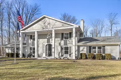 712 W Shady Ln, Mequon, WI 53097 - Photo 2