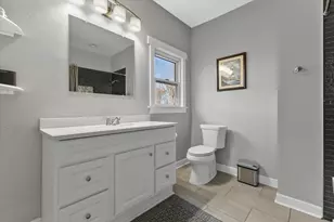 712 W Shady Ln, Mequon, WI 53097 - Photo 28