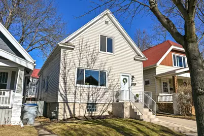 226 E Rosedale Ave, Milwaukee, WI 53207 - Photo 2