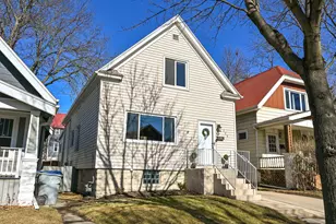 226 E Rosedale Ave, Milwaukee, WI 53207 - Photo 2