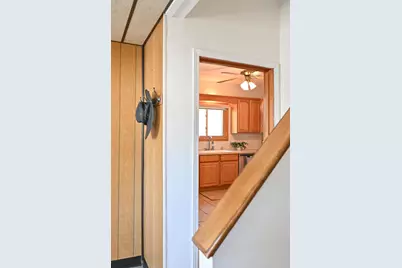 226 E Rosedale Ave, Milwaukee, WI 53207 - Photo 22