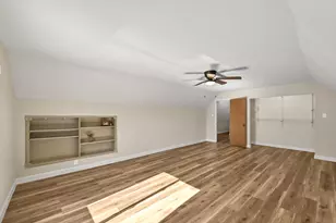 226 E Rosedale Ave, Milwaukee, WI 53207 - Photo 24