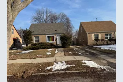 4448 W Leon Ter, Milwaukee, WI 53216 - Photo 2