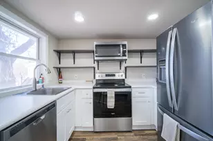 7174 Pleasant Dr, Barton, WI 53090 - Photo 8