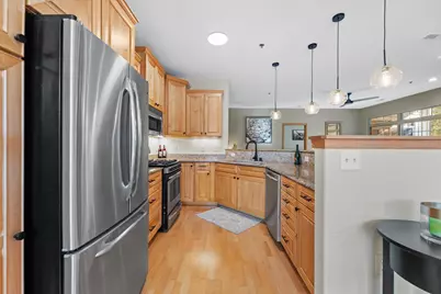 18825  Madeline Ln #D, Brookfield, WI 53045 - Photo 8