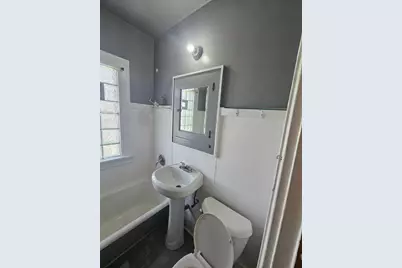 1407 W Nash St #1407A, Milwaukee, WI 53206 - Photo 6