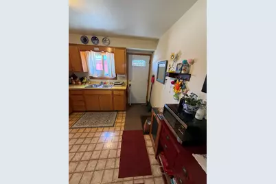 1222 N 116th St 1222 N 116Th St # A-B-C-D, Wauwatosa, WI 53226 - Photo 4