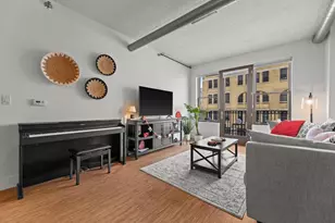 102 N Water St, Milwaukee, WI 53202 - Photo 18