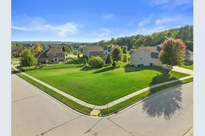 Lot 113  Shade Tree Ct, Waukesha, WI 53188 - Photo 2