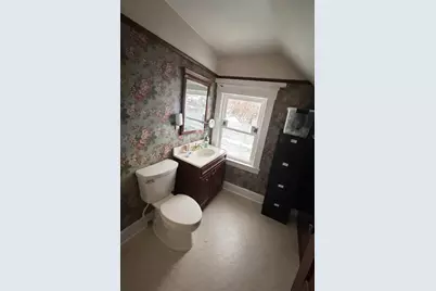 2215 W High St, Racine, WI 53404 - Photo 20