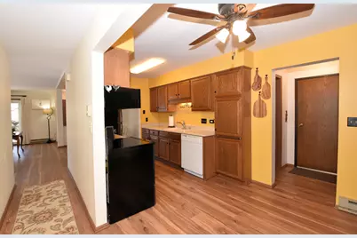 4502 S Greenridge Cir, Greenfield, WI 53220 - Photo 16