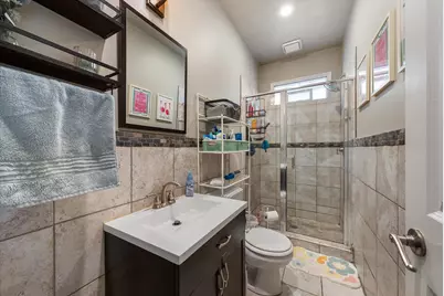 804 E Kewaunee St #806, Milwaukee, WI 53202 - Photo 14