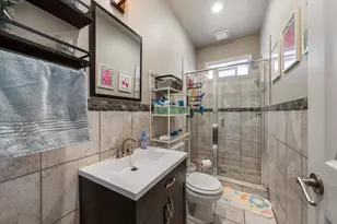 804 E Kewaunee St, Milwaukee, WI 53202 - Photo 14