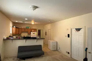 2523 W Garfield Ave, Milwaukee, WI 53205 - Photo 2