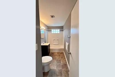 5747 N 93rd St #UPPER, Milwaukee, WI 53225 - Photo 10