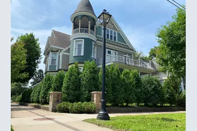 928  King St, La Crosse, WI 54601 - Photo 1