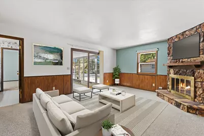 1226  Market Pl, Waukesha, WI 53189 - Photo 8