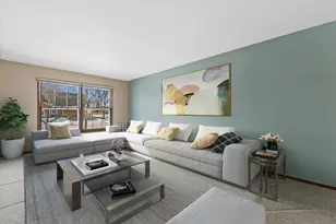 1226 Market Pl, Waukesha, WI 53189 - Photo 2