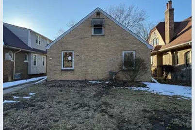 4175 N 22nd St, Milwaukee, WI 53209 - Photo 2