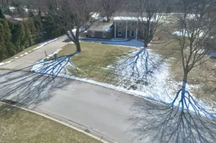 8755 W Meadow Ln, Franklin, WI 53132 - Photo 42